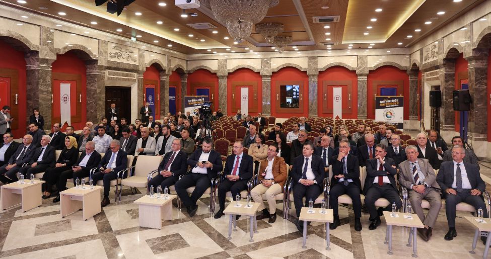 "OSBÜK ile OSB'lerde Yer Alan Meslek Yüksekokullarının Üretim Odaklı ve Sürdürülebilir İş Birlikleri Gelecek Stratejisi" Konulu Panele Katılım